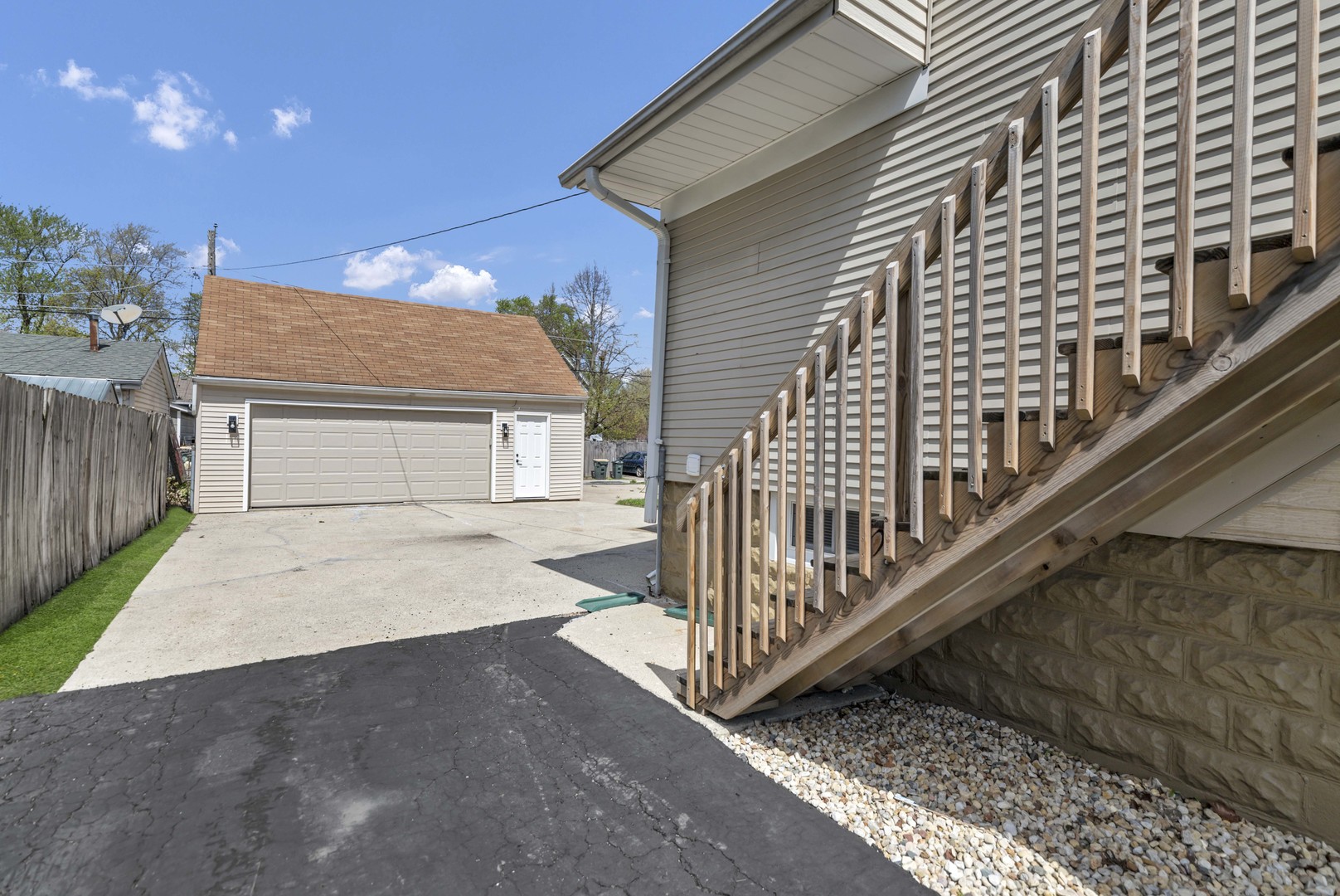 129 W Stimmel Street #1, West Chicago, IL 60185