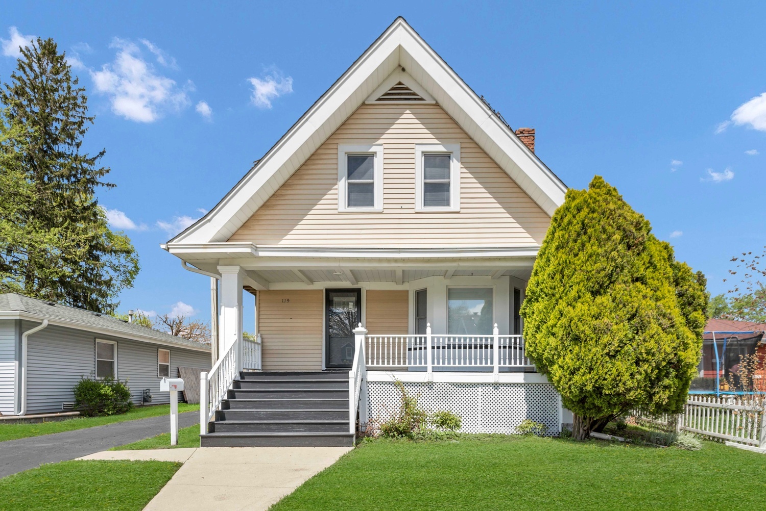 129 W Stimmel Street #1, West Chicago, IL 60185