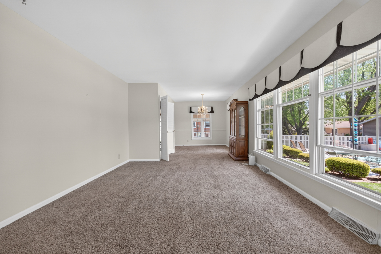 1305 E Vernon Avenue, Normal, IL 61761