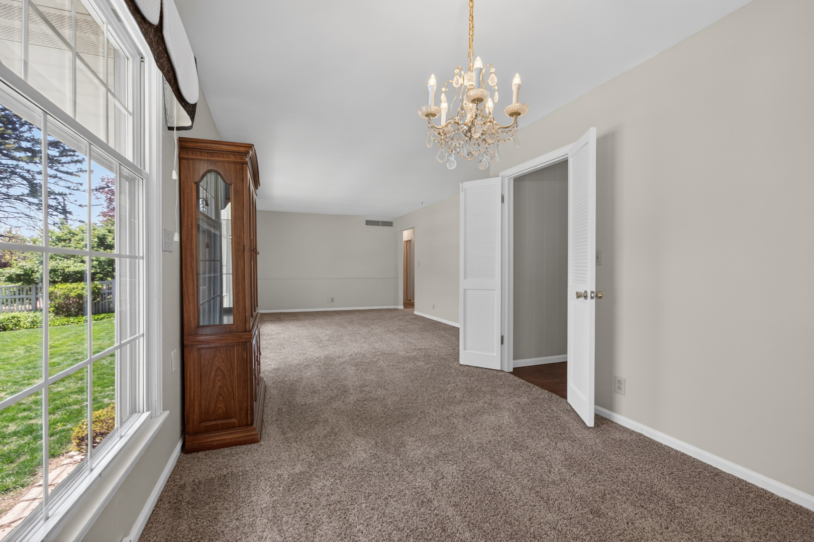 1305 E Vernon Avenue, Normal, IL 61761