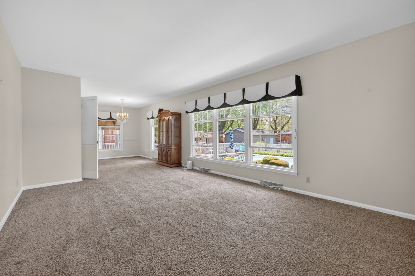 1305 E Vernon Avenue, Normal, IL 61761