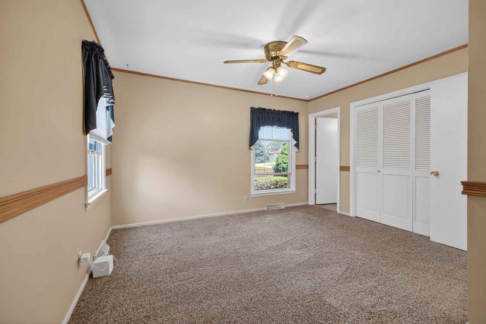 1305 E Vernon Avenue, Normal, IL 61761