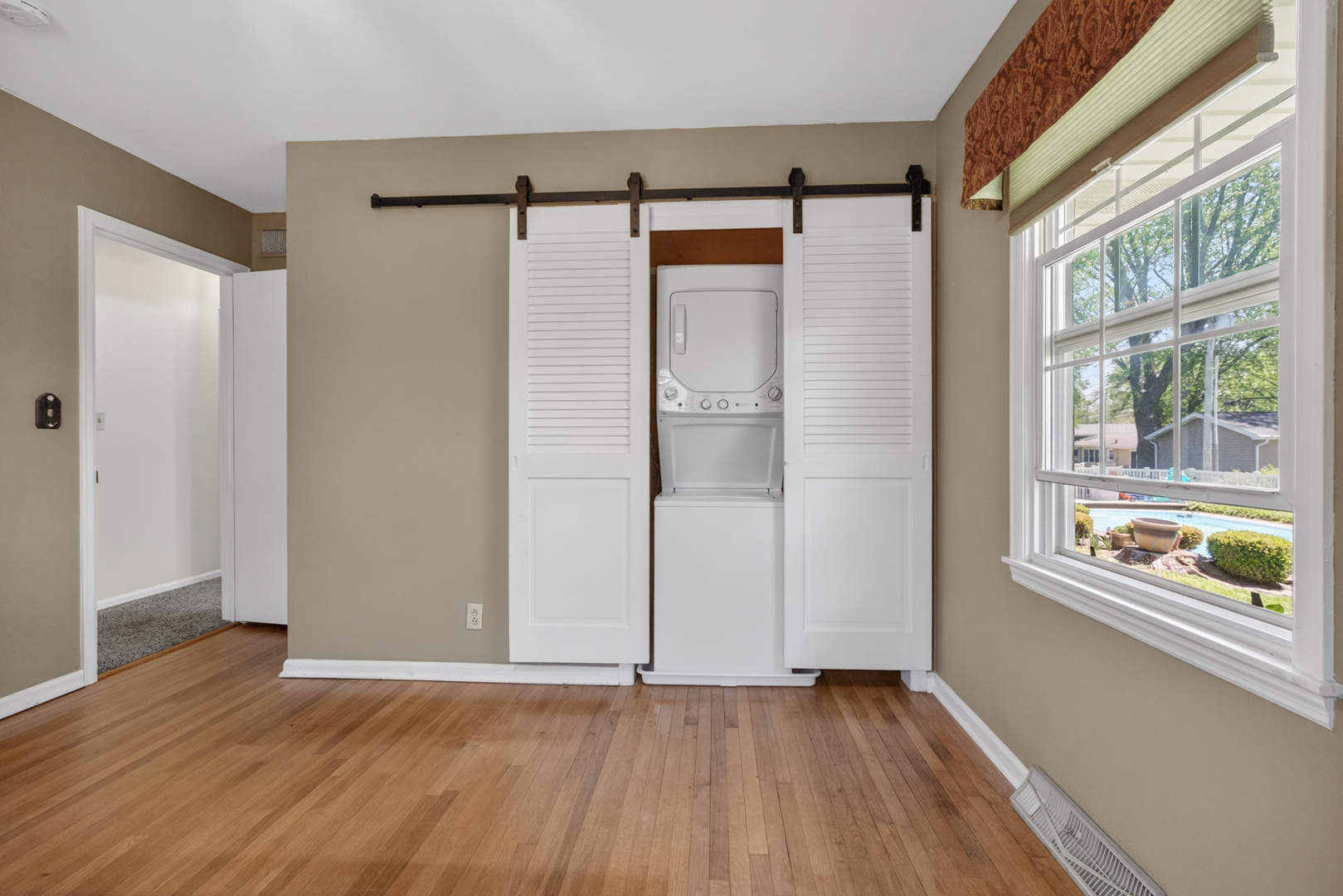 1305 E Vernon Avenue, Normal, IL 61761