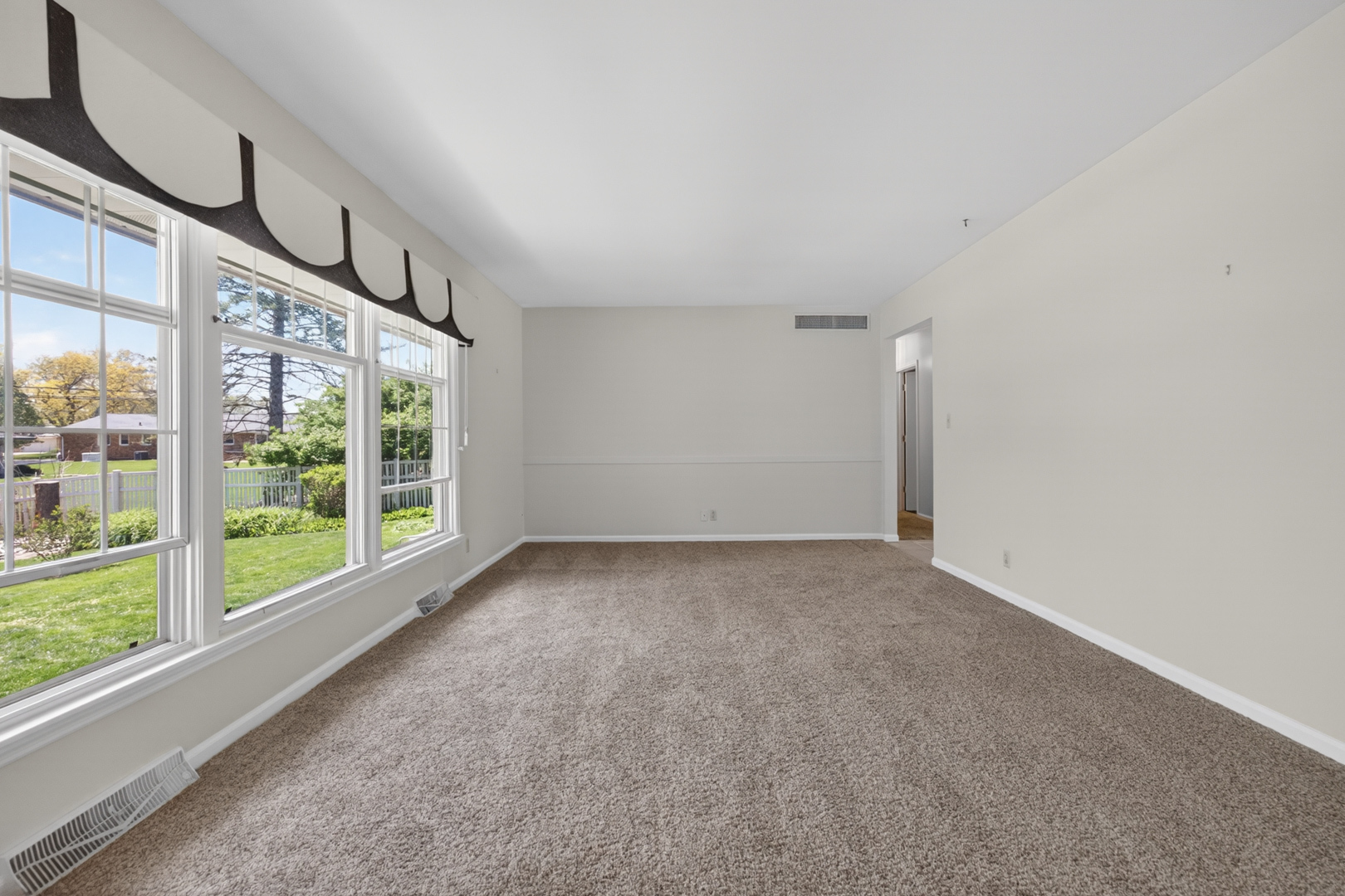 1305 E Vernon Avenue, Normal, IL 61761