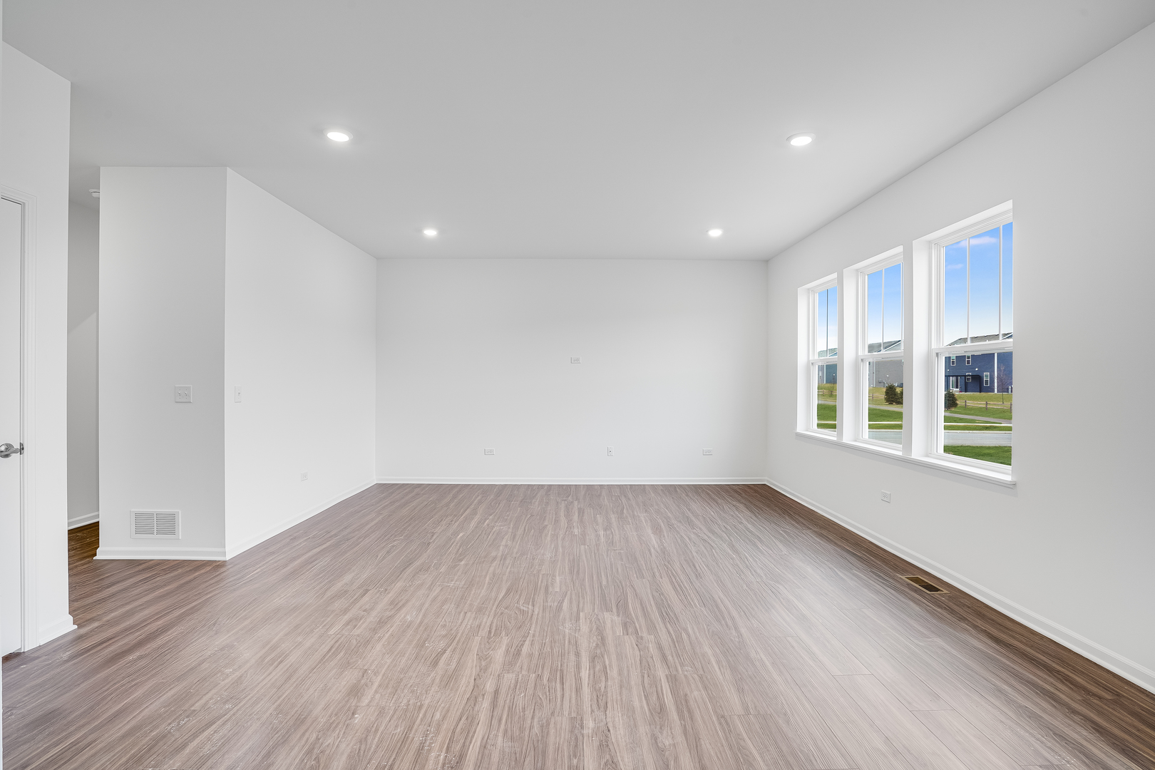 393 Danforth Drive, Oswego, IL 60543