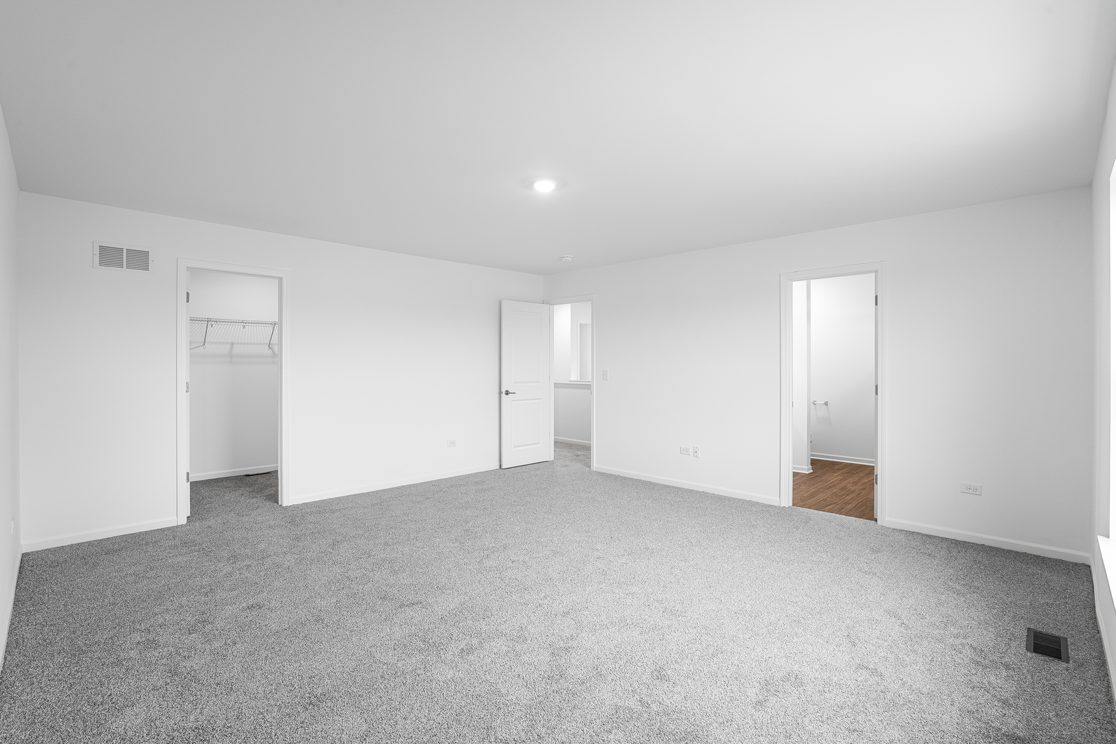 393 Danforth Drive, Oswego, IL 60543