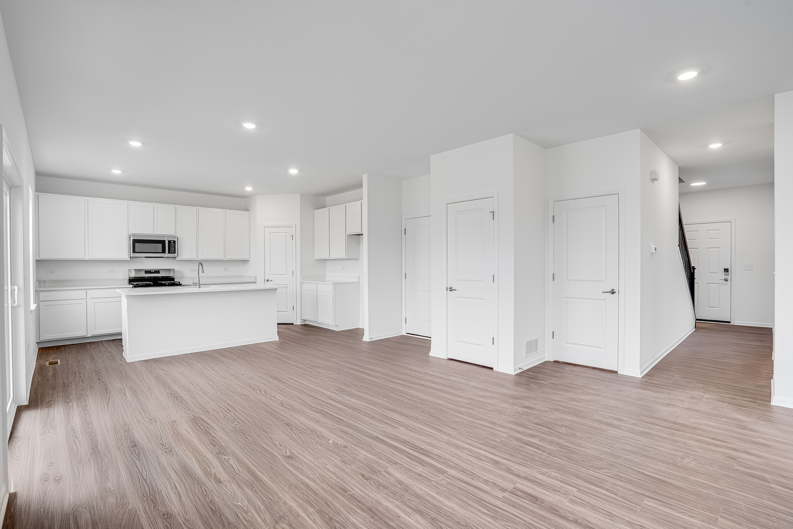 393 Danforth Drive, Oswego, IL 60543