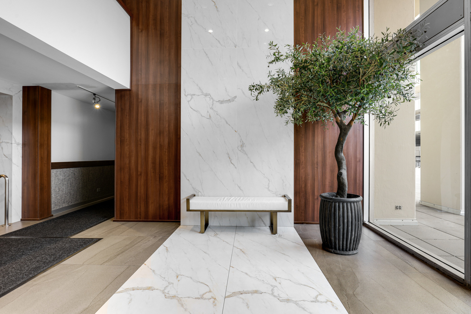 5201 S CORNELL Avenue #27D, Chicago, IL 60615