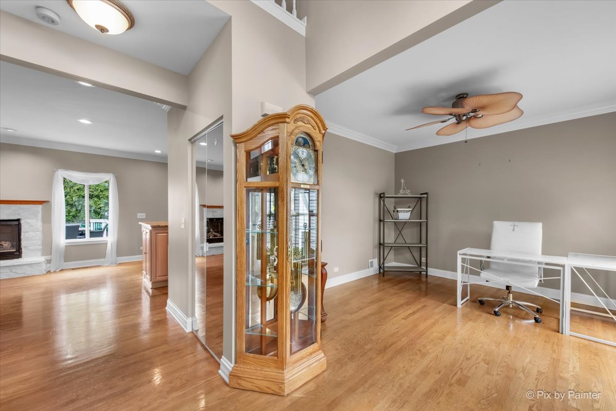 2024 Westridge Boulevard, Bartlett, IL 60103