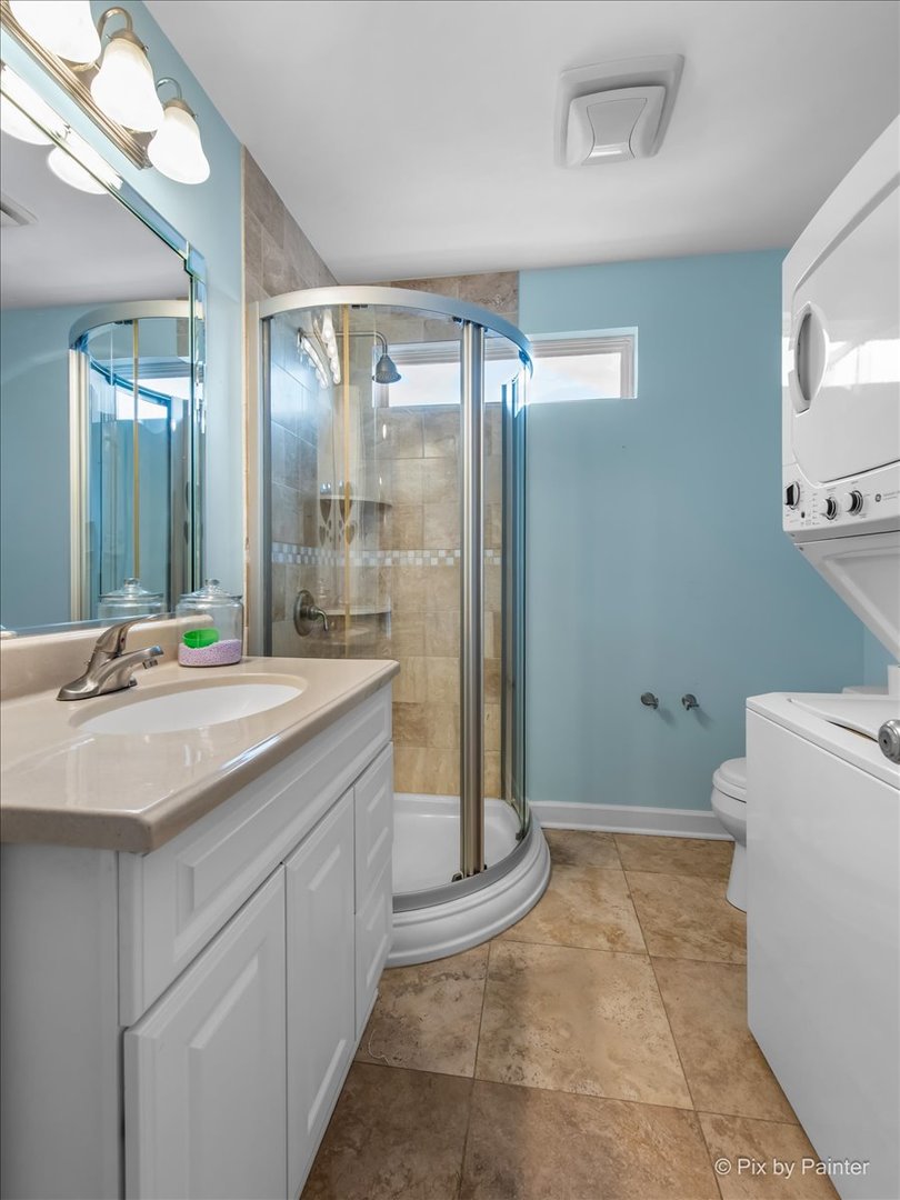 2024 Westridge Boulevard, Bartlett, IL 60103