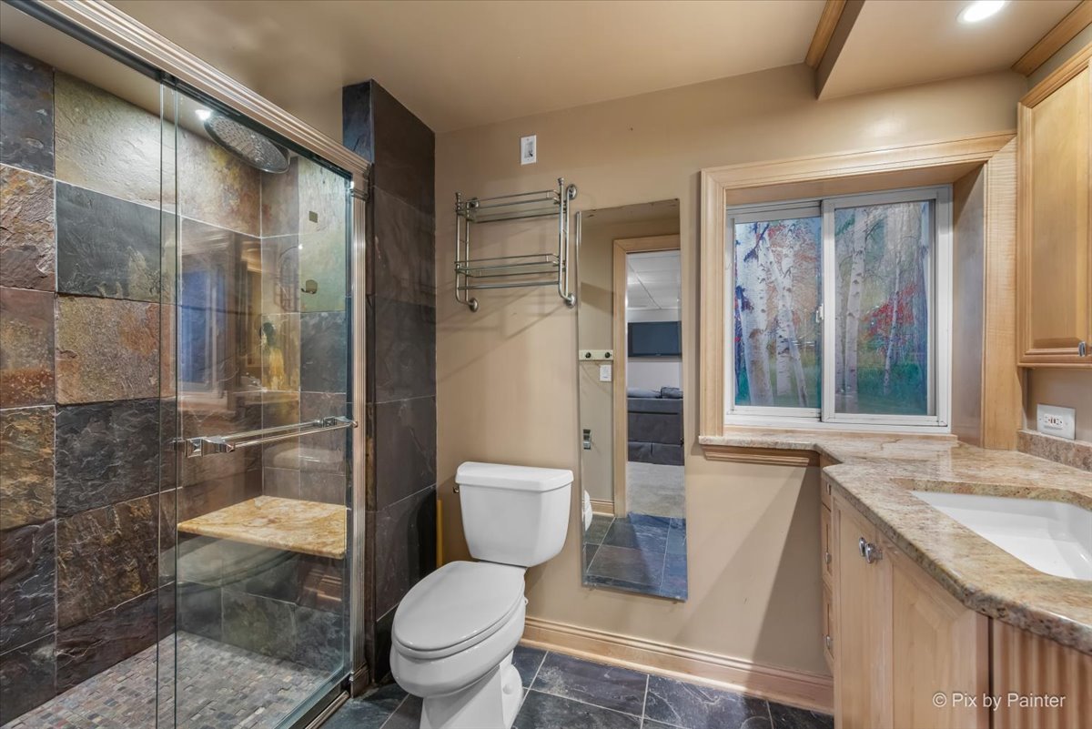 2024 Westridge Boulevard, Bartlett, IL 60103