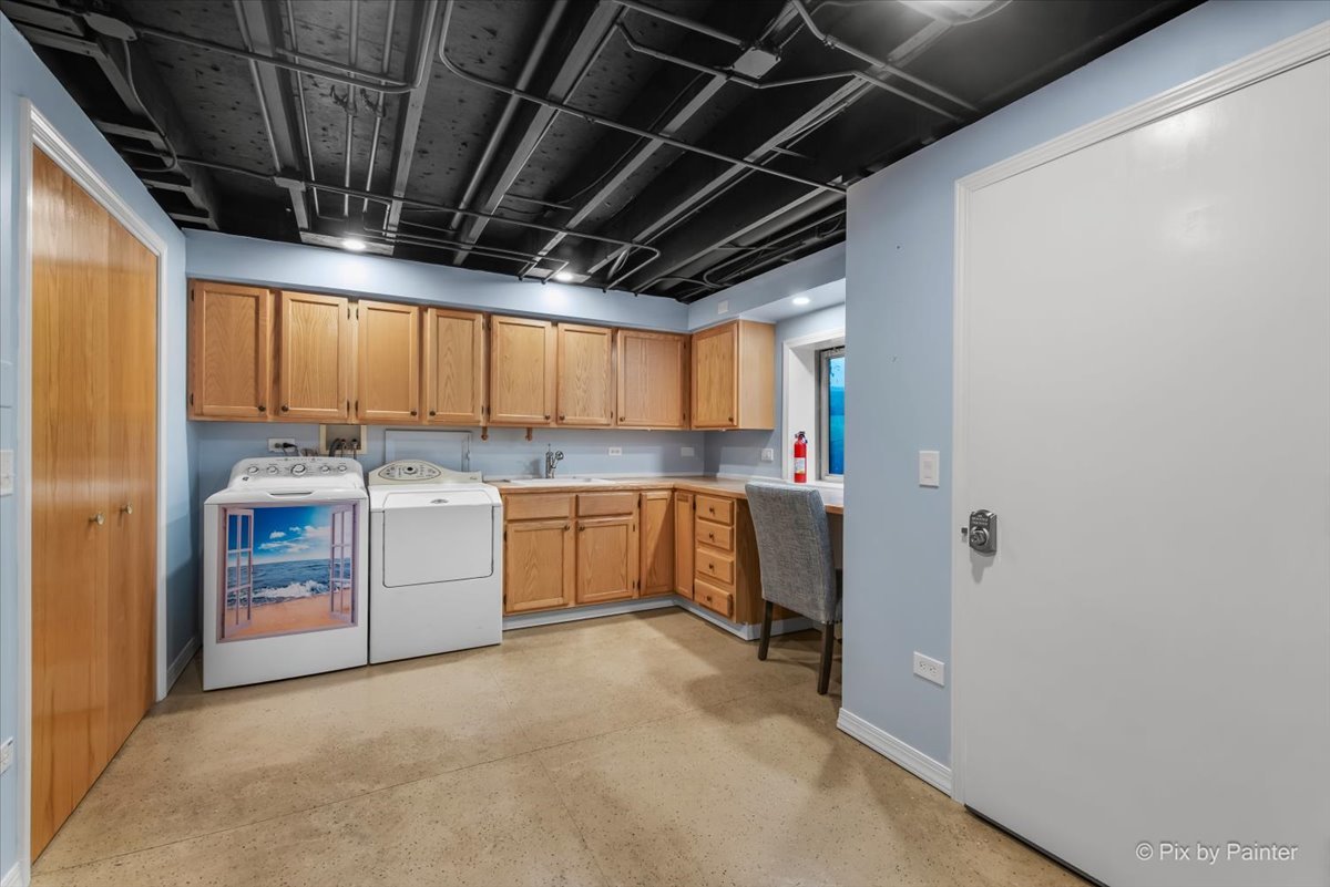 2024 Westridge Boulevard, Bartlett, IL 60103