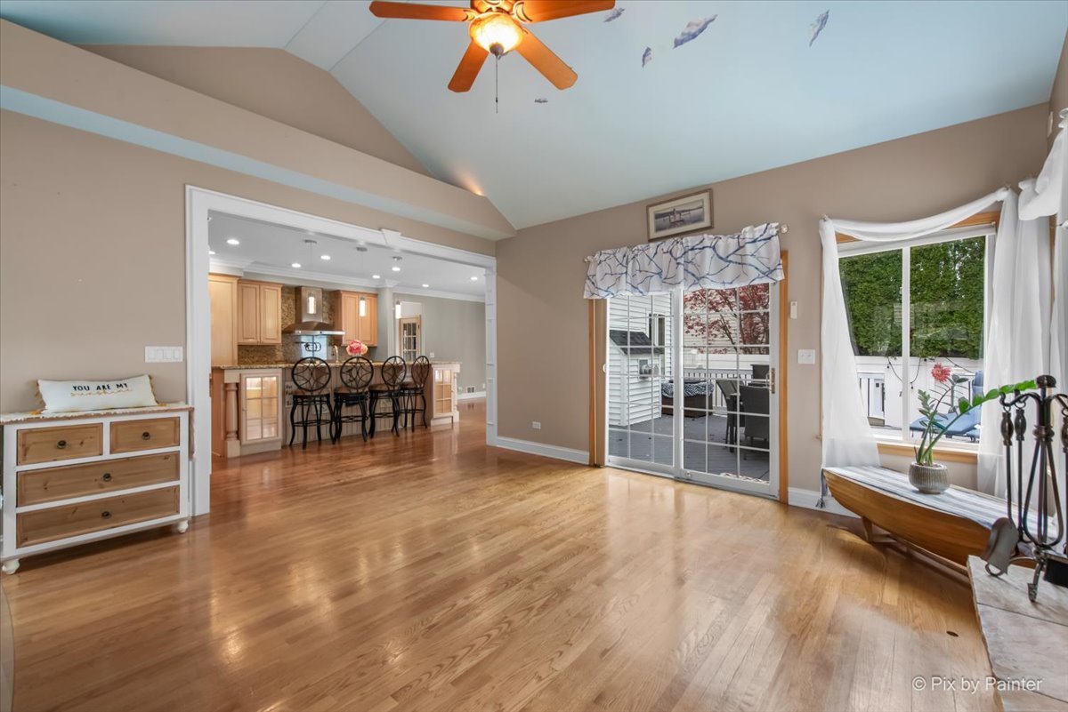 2024 Westridge Boulevard, Bartlett, IL 60103