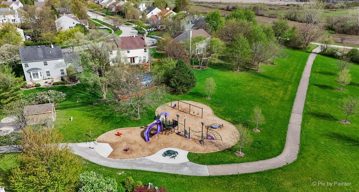 2024 Westridge Boulevard, Bartlett, IL 60103