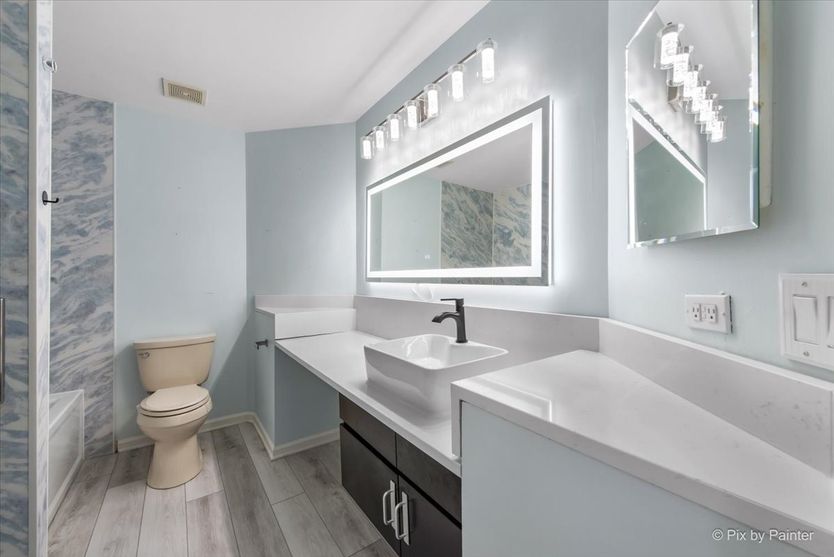 2024 Westridge Boulevard, Bartlett, IL 60103