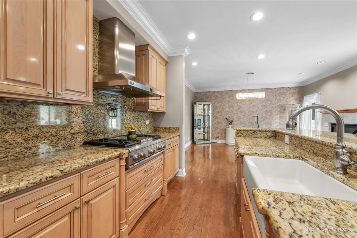 2024 Westridge Boulevard, Bartlett, IL 60103