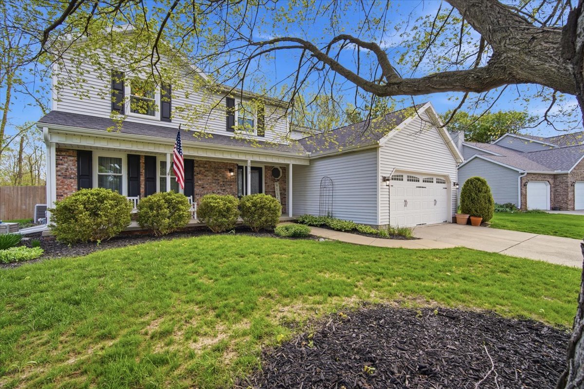 1512 Steeplechase Drive, Bloomington, IL 61701