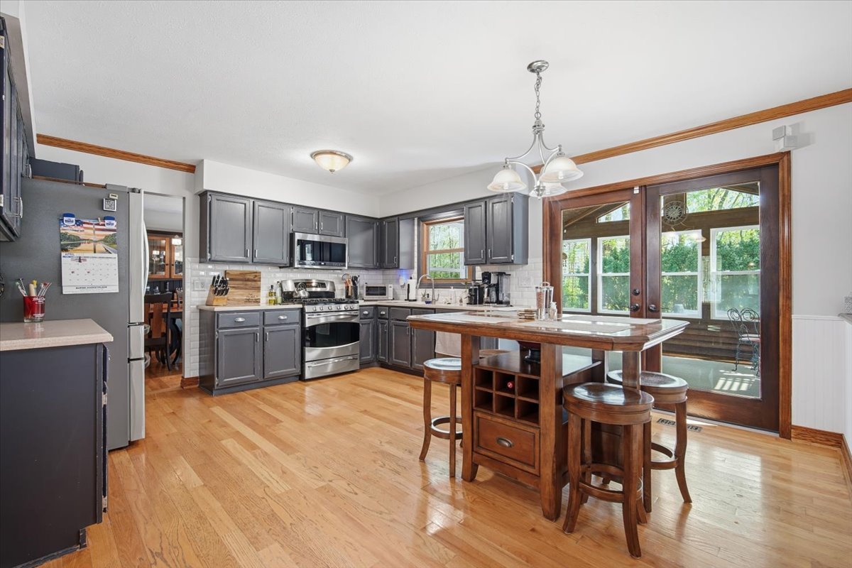 1512 Steeplechase Drive, Bloomington, IL 61701