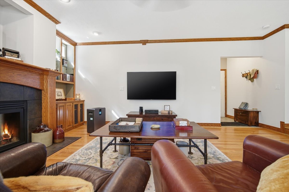 1512 Steeplechase Drive, Bloomington, IL 61701