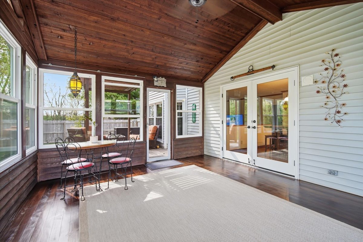 1512 Steeplechase Drive, Bloomington, IL 61701