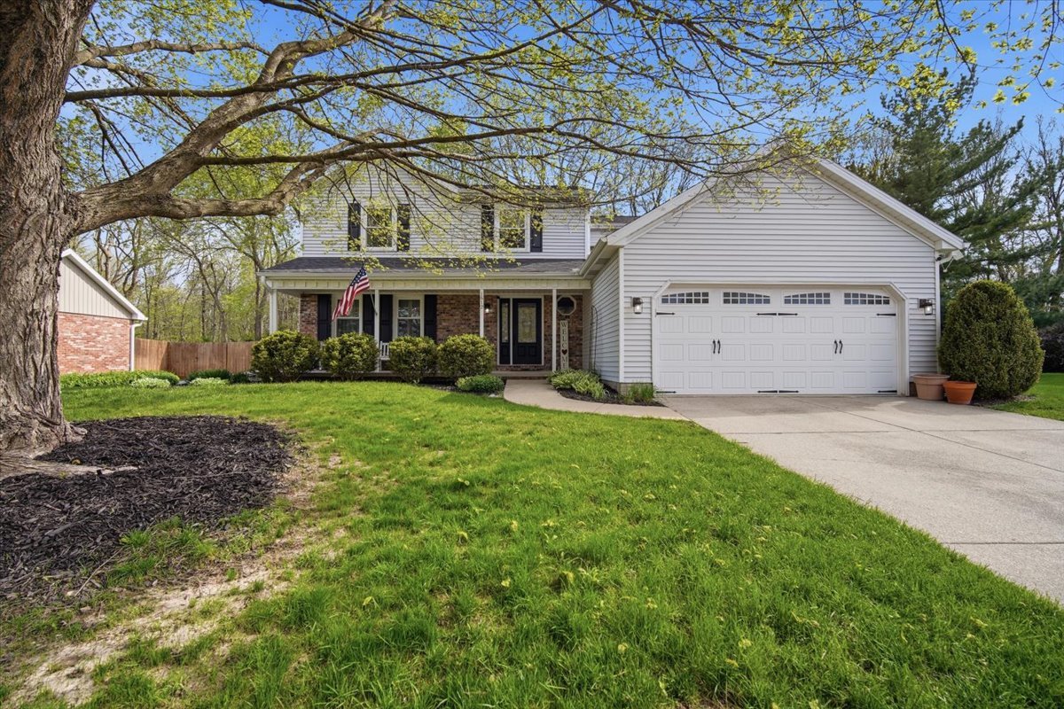 1512 Steeplechase Drive, Bloomington, IL 61701