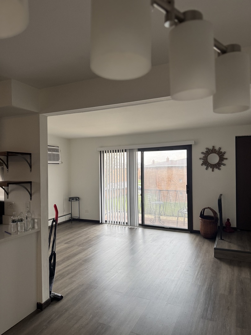 15744 S Lake Drive #3BR, Oak Forest, IL 60452