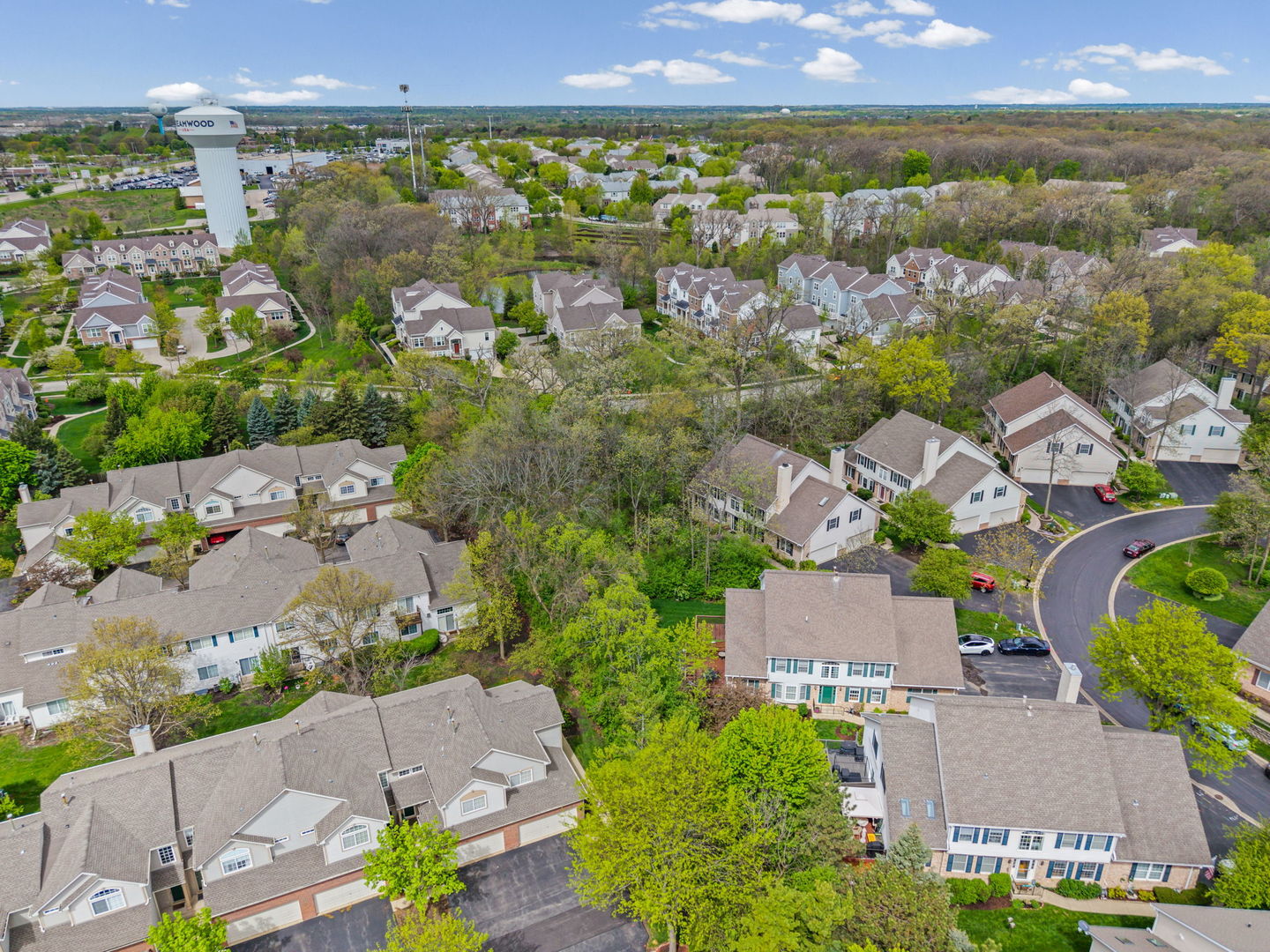 1354 Laurel Oaks Drive, Streamwood, IL 60107