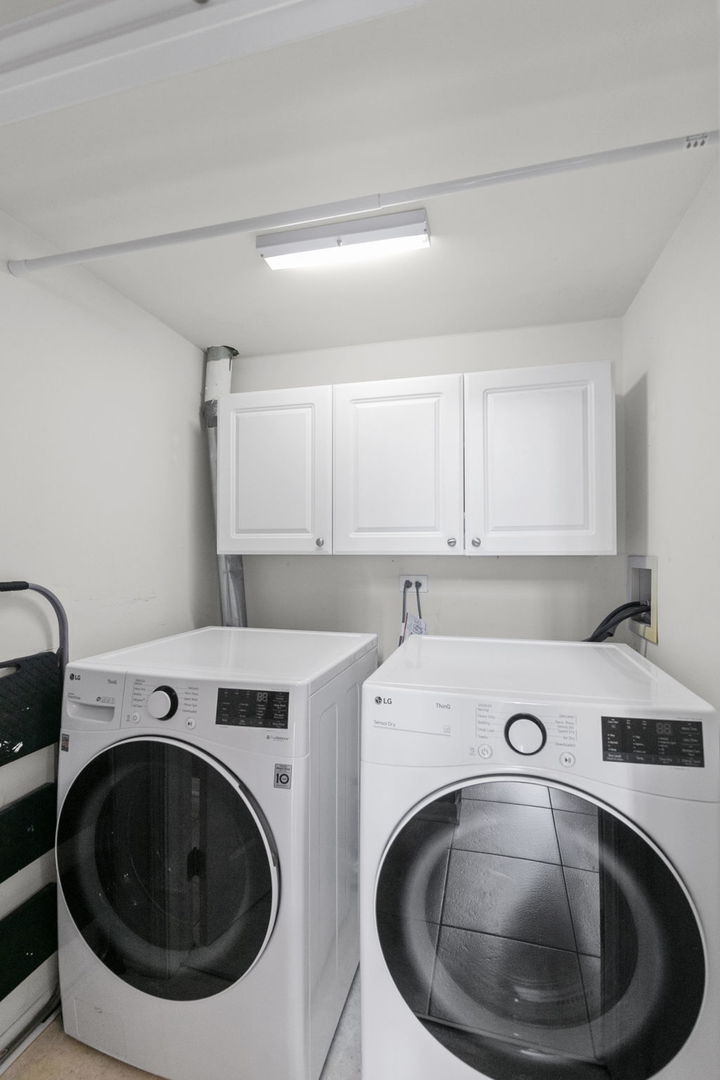 1354 Laurel Oaks Drive, Streamwood, IL 60107