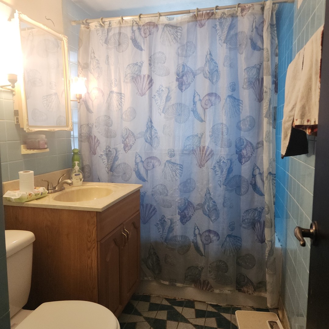 11619 S SACRAMENTO Drive, Merrionette Park, IL 60803