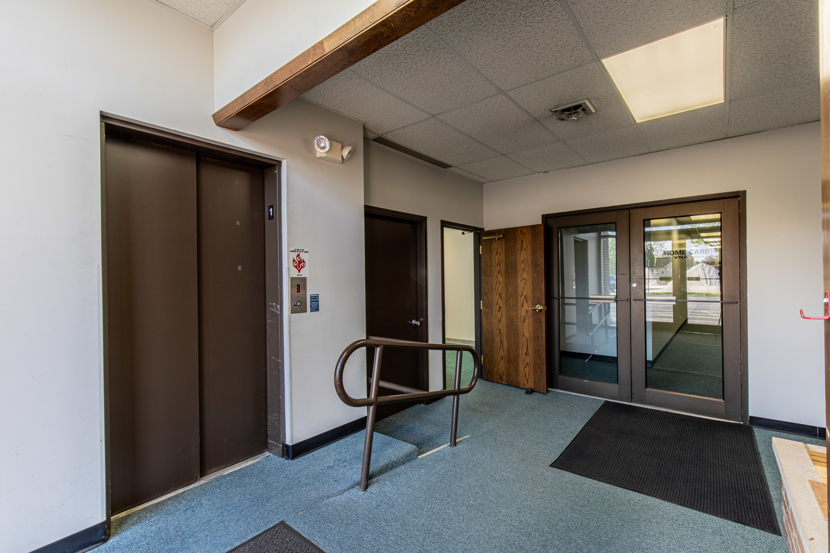 123 S Pleasant Street, Princeton, IL 61356