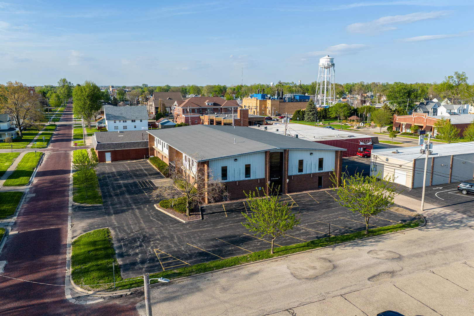 123 S Pleasant Street, Princeton, IL 61356