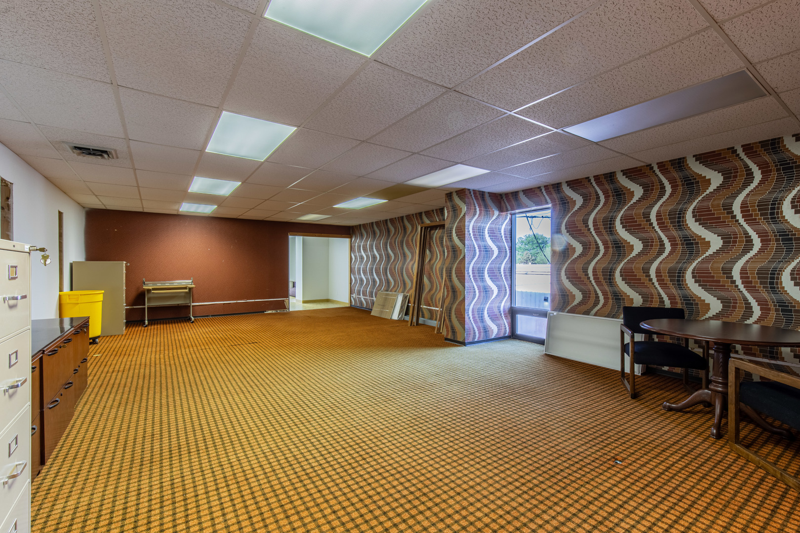 123 S Pleasant Street, Princeton, IL 61356