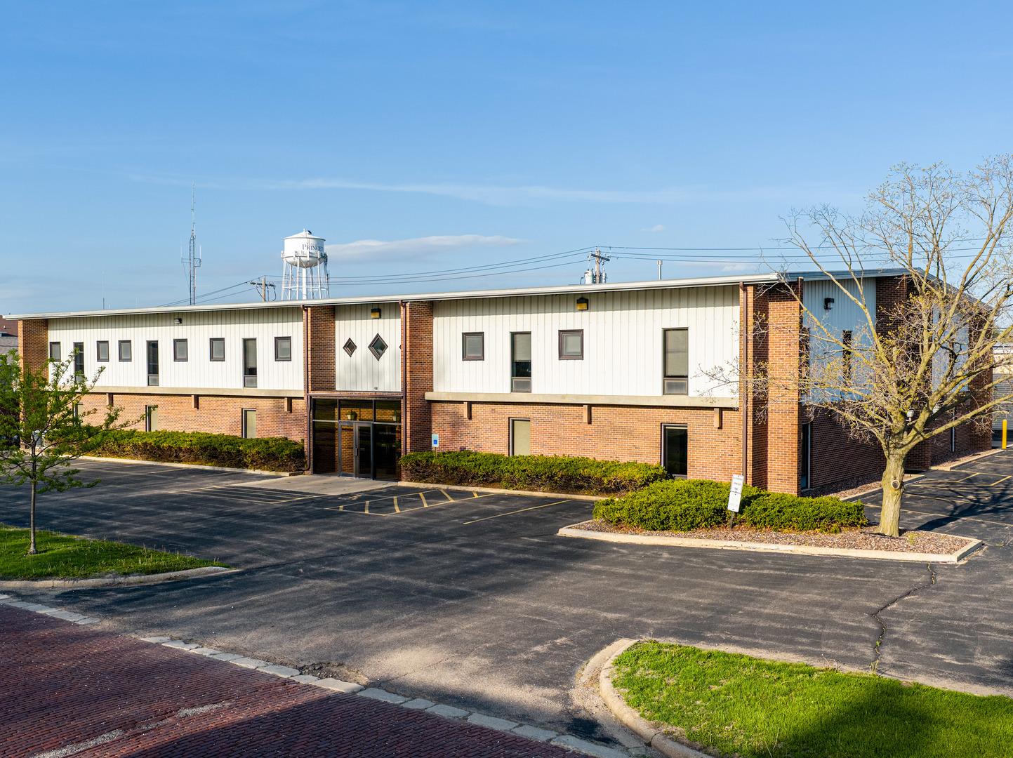 123 S Pleasant Street, Princeton, IL 61356