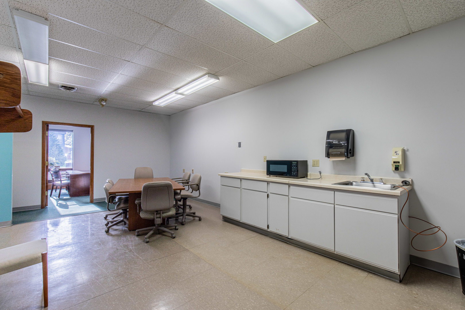 123 S Pleasant Street, Princeton, IL 61356