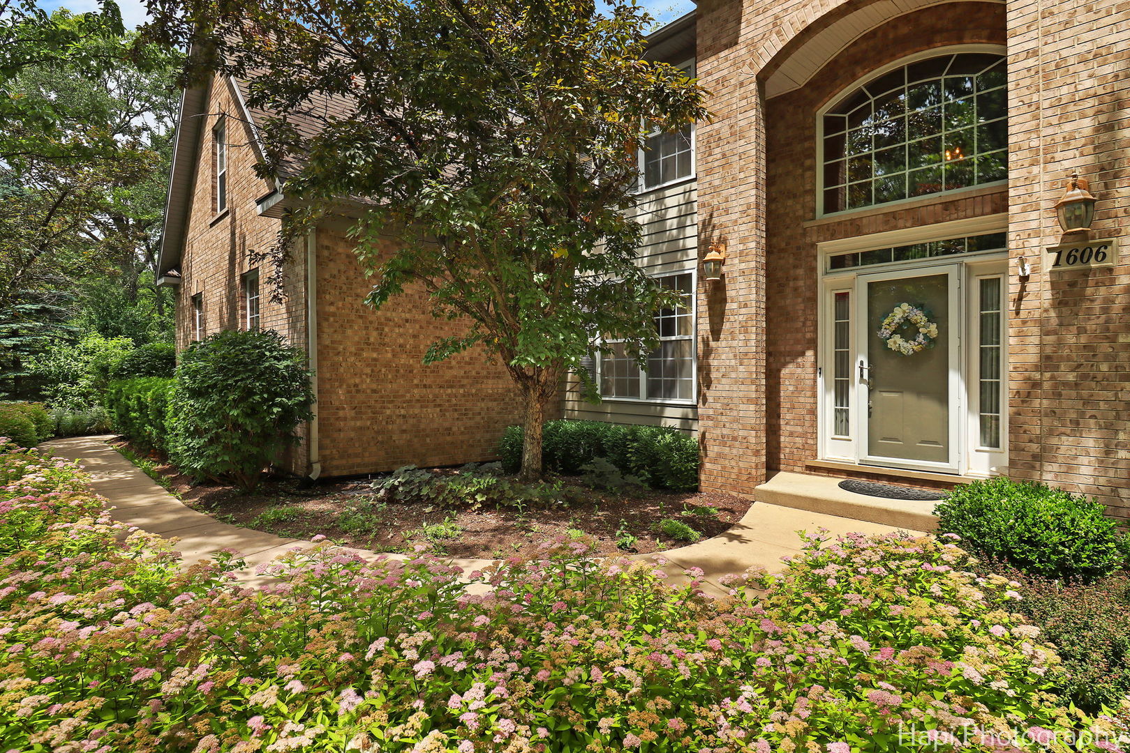 1606 Tecumseh Drive, McHenry, IL 60050