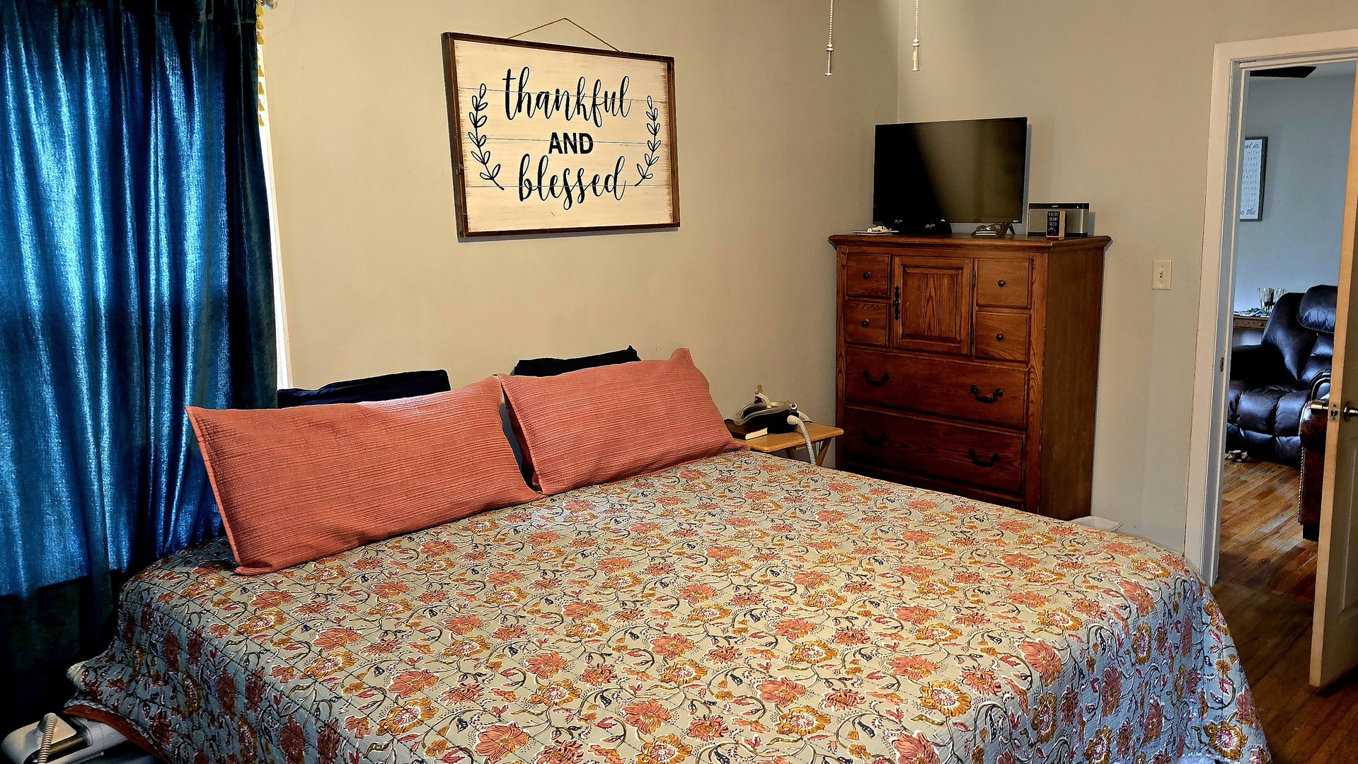 110 E Park Avenue, Deer Creek, IL 61733