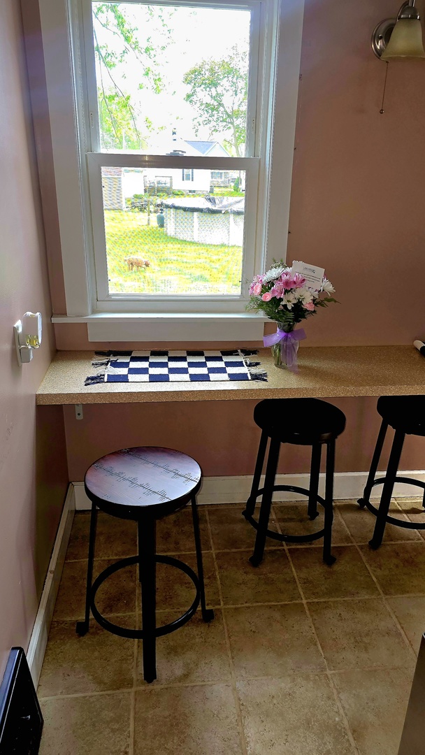 110 E Park Avenue, Deer Creek, IL 61733