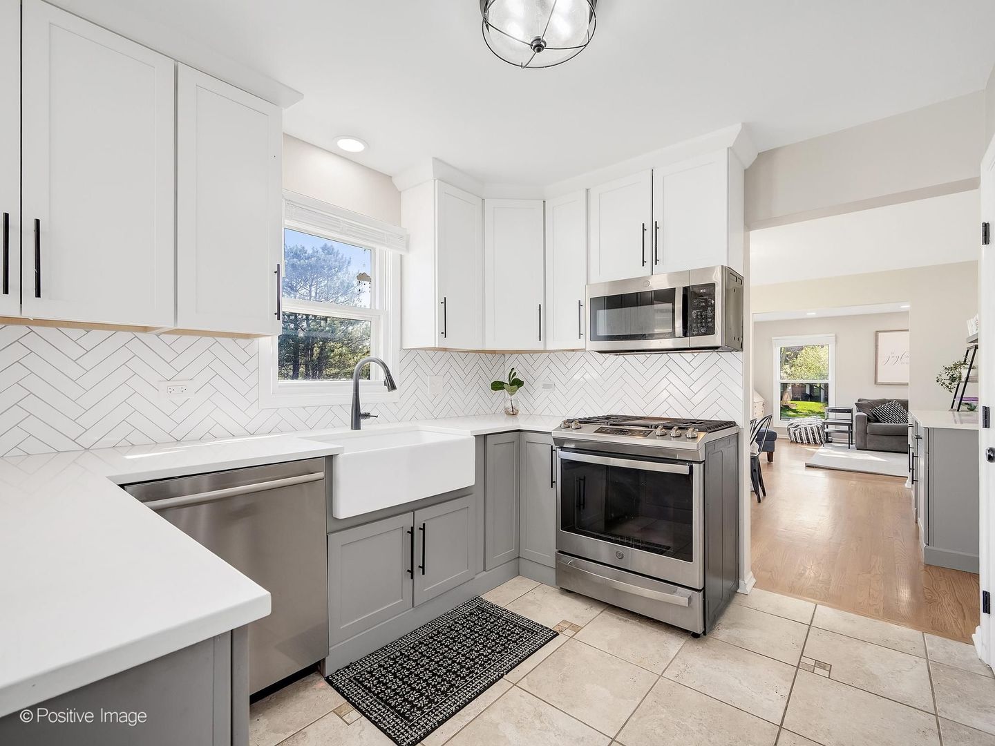 340 Whitehall Terrace, Bloomingdale, IL 60108