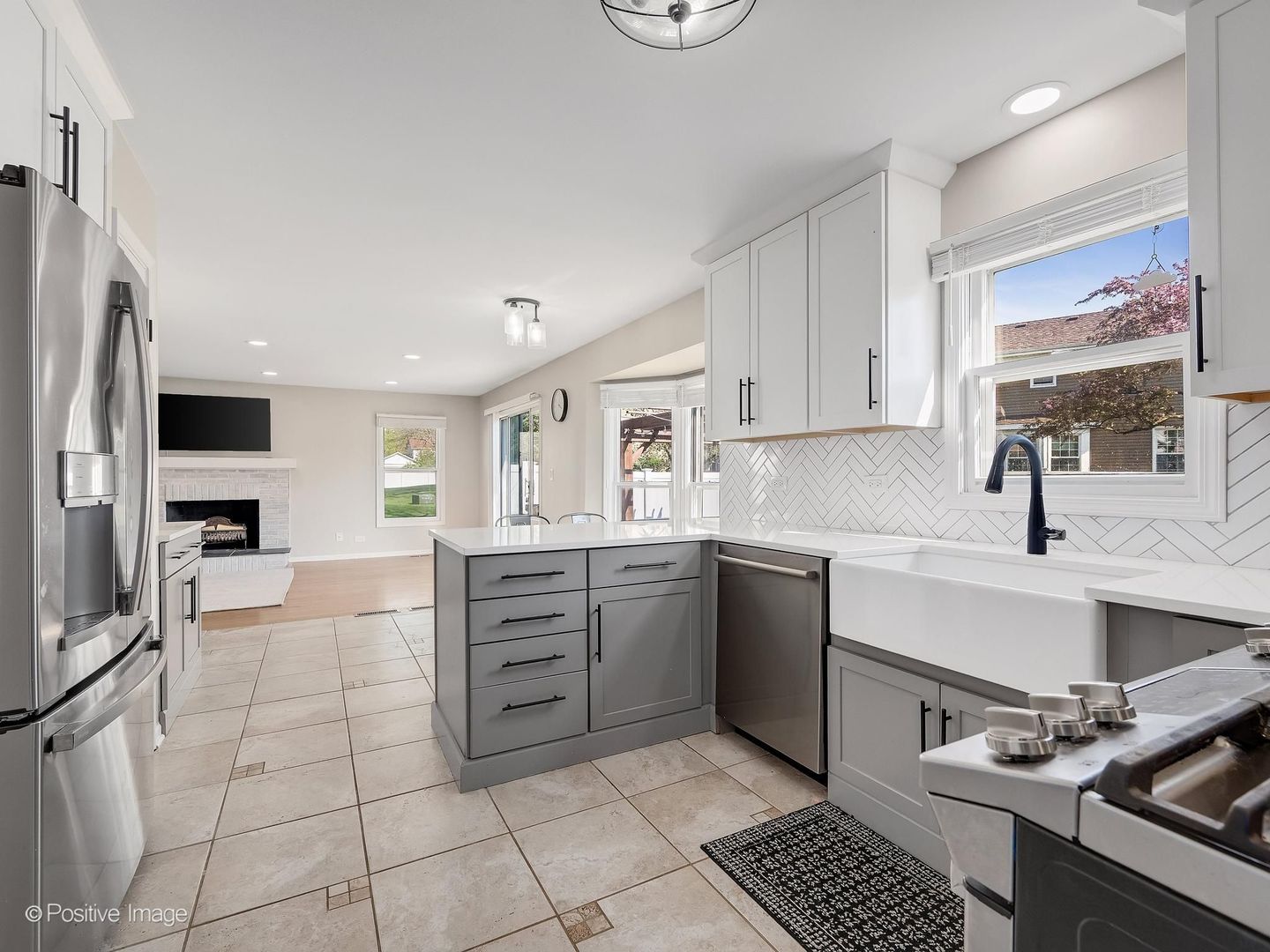 340 Whitehall Terrace, Bloomingdale, IL 60108