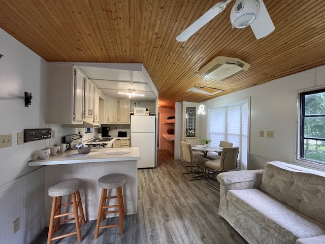 2795 E 28th Lot 198 Road, Seneca, IL 61360