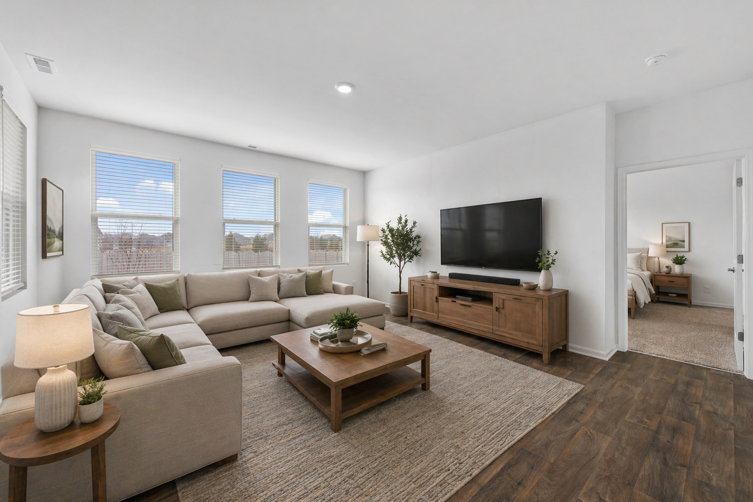 927 Plateau Drive, Pingree Grove, IL 60140