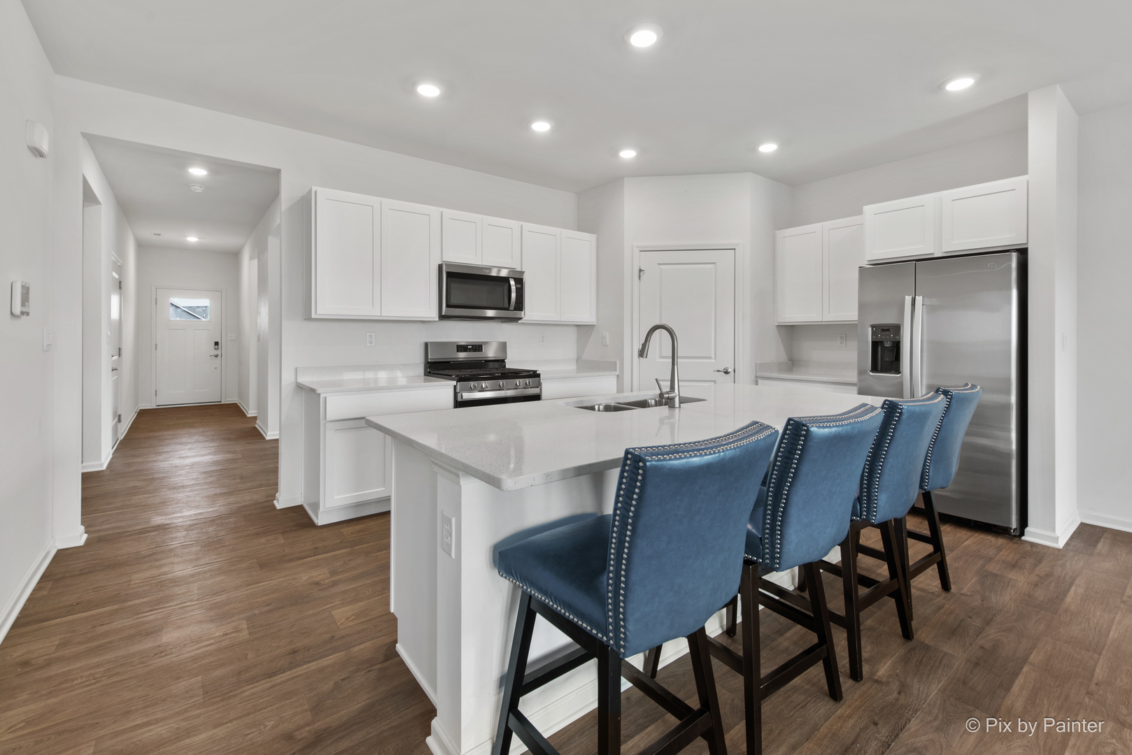 927 Plateau Drive, Pingree Grove, IL 60140