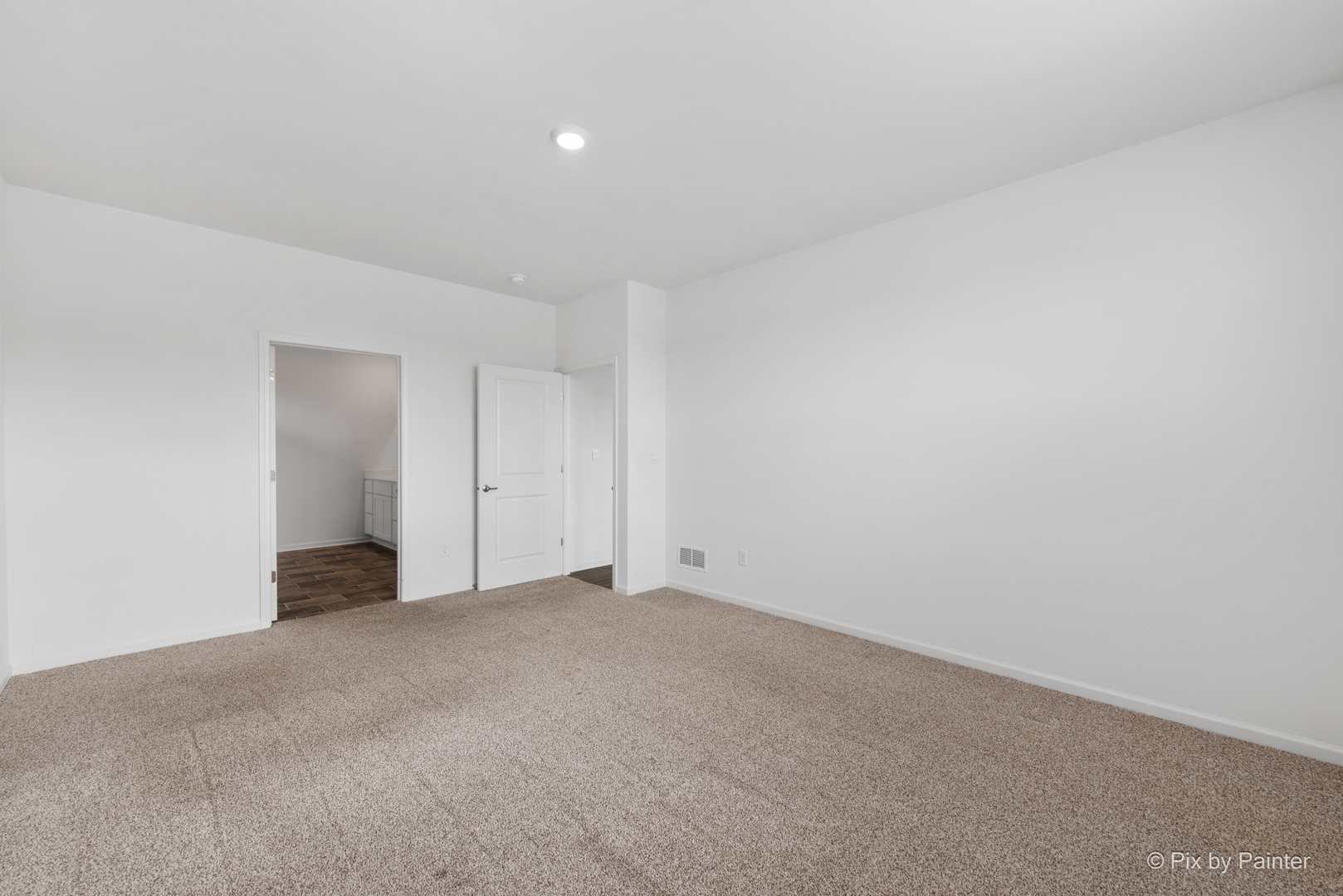 927 Plateau Drive, Pingree Grove, IL 60140