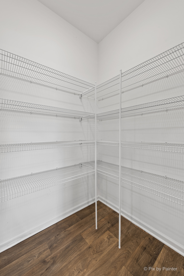 927 Plateau Drive, Pingree Grove, IL 60140