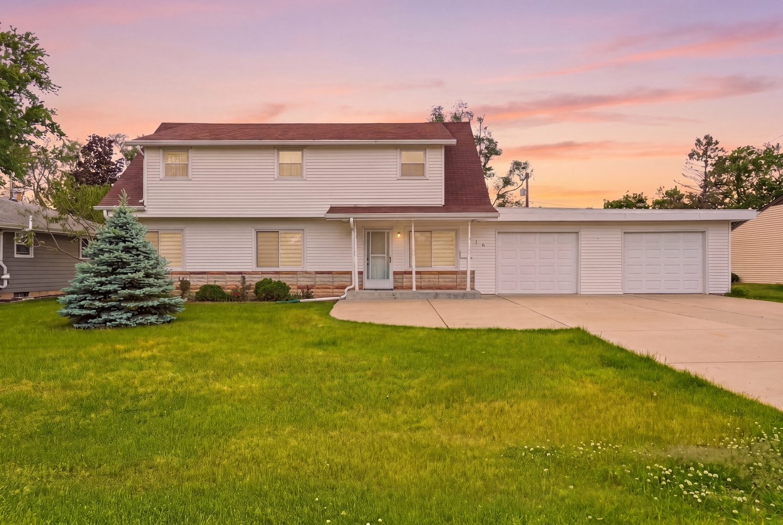 216 Bunn Drive, Rockton, IL 61072