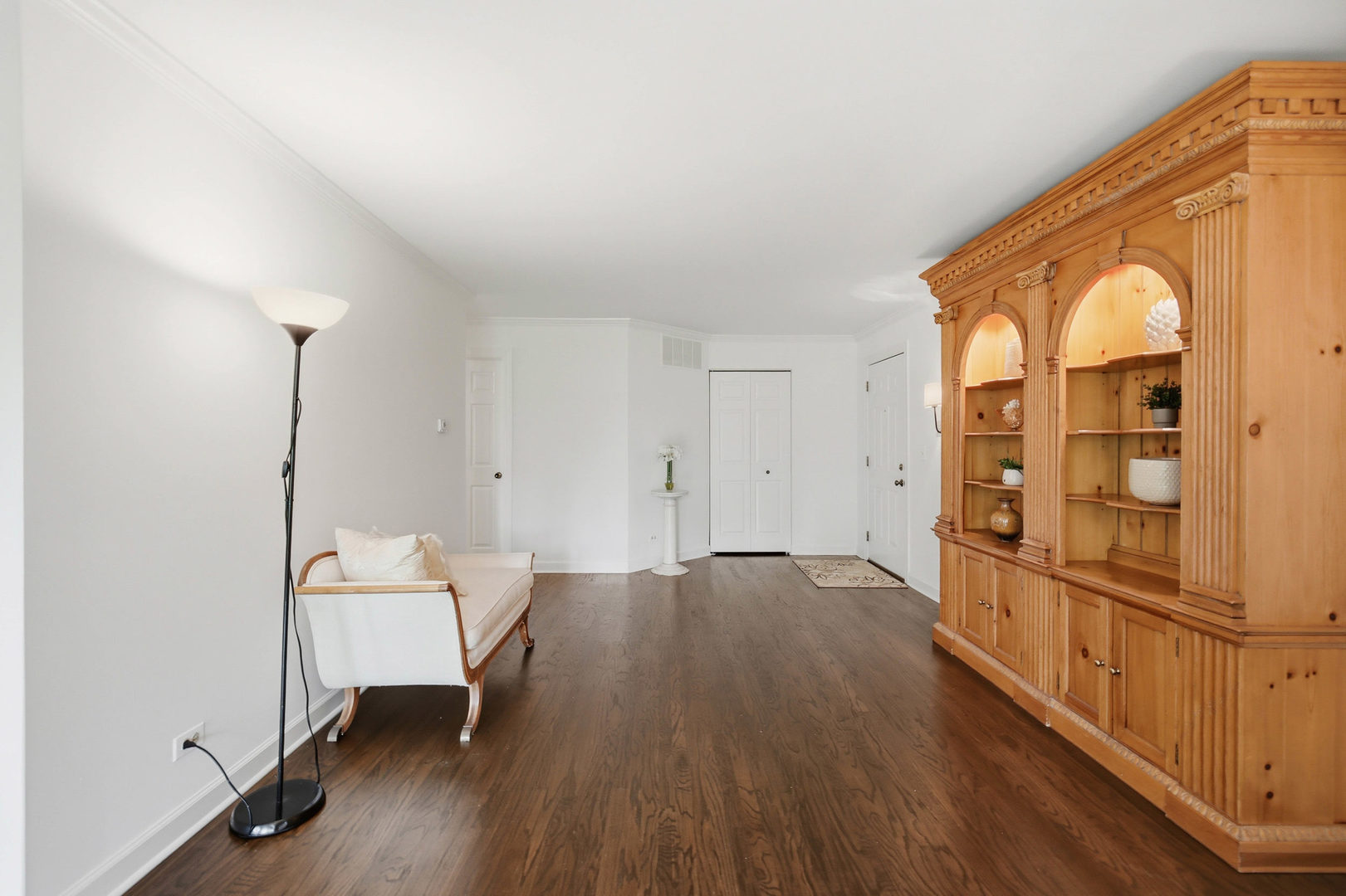 1514 Camden Court #A1, Wheeling, IL 60090