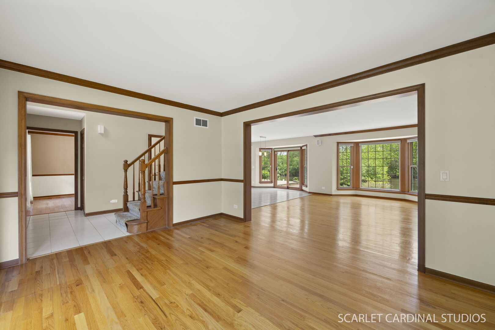 1063 Willow Creek Road, West Chicago, IL 60185