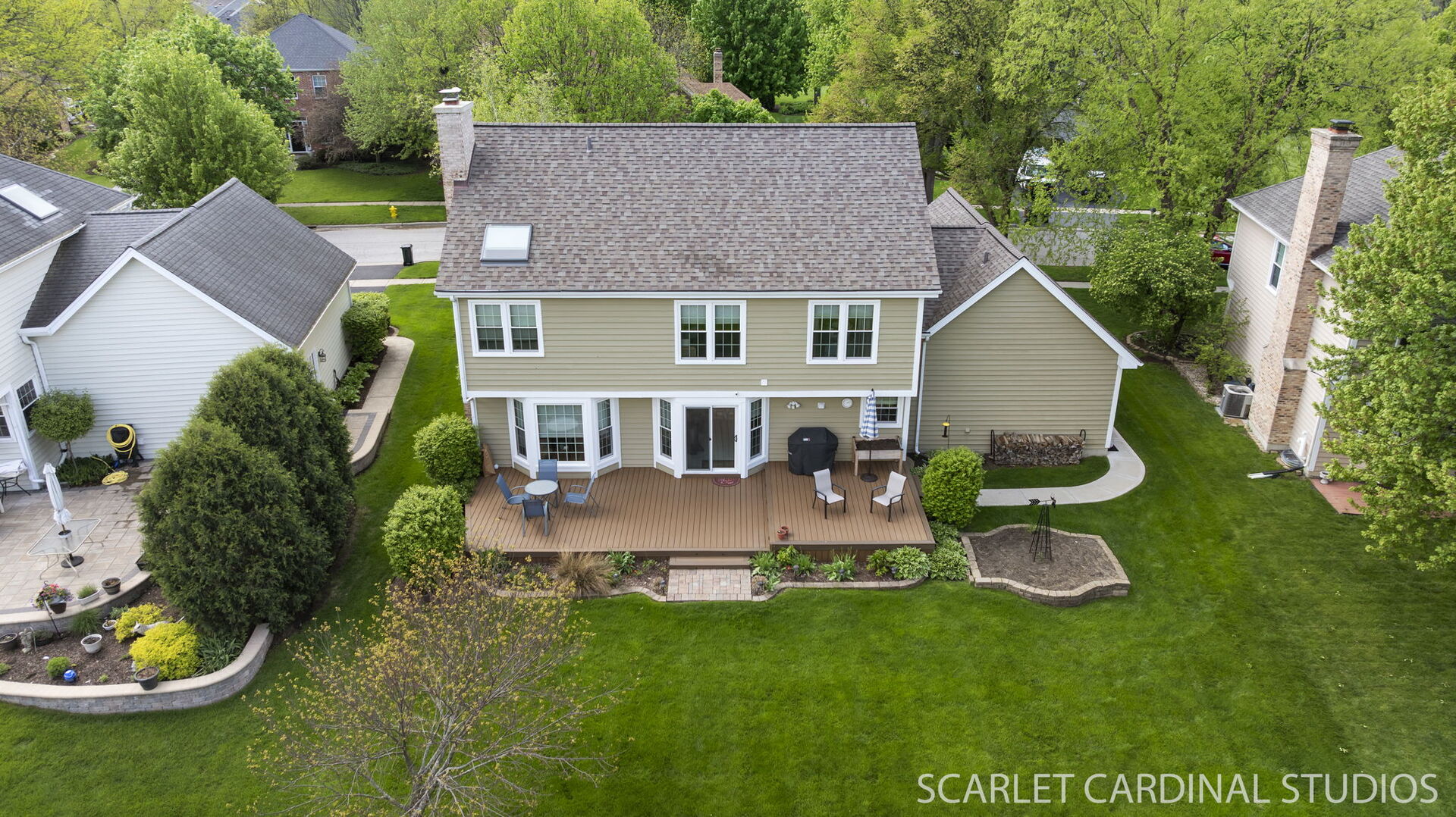 1063 Willow Creek Road, West Chicago, IL 60185