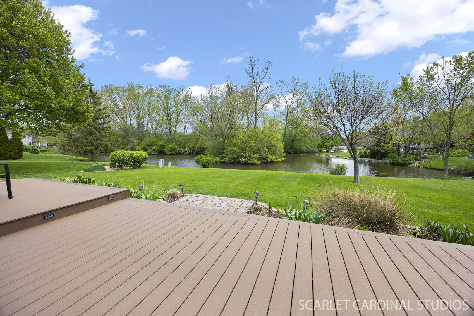 1063 Willow Creek Road, West Chicago, IL 60185