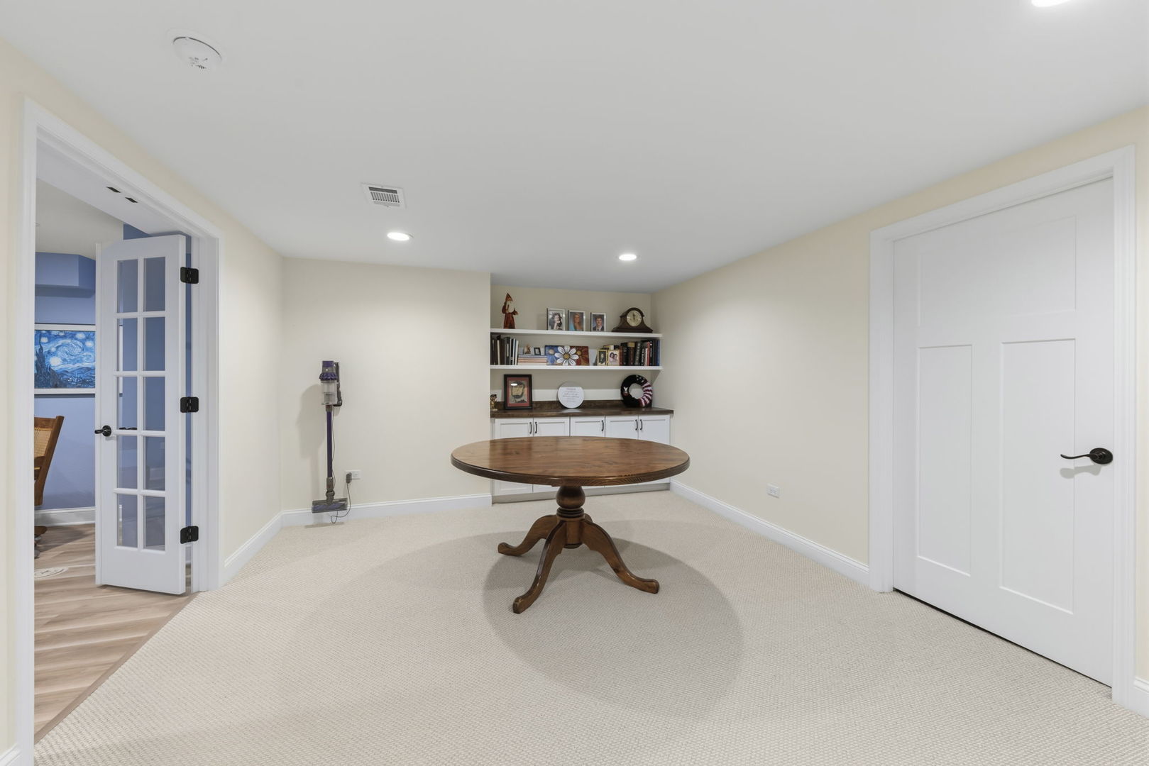 2125 Timbertrails Road, Lisle, IL 60532